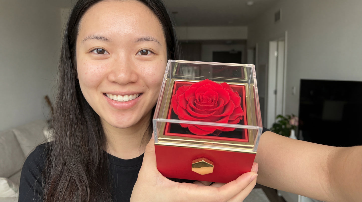 חבילת יום האהבה - אריזה רומנטית + ורד אדום + שרשרת בגוון זהב